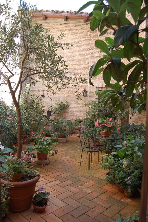 Agriturismo Serpanera Sarnano Esterno foto