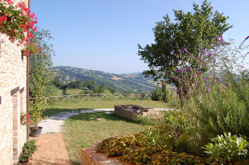 Agriturismo Serpanera Sarnano Esterno foto